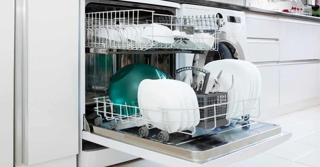 Dishwasher on hot sale