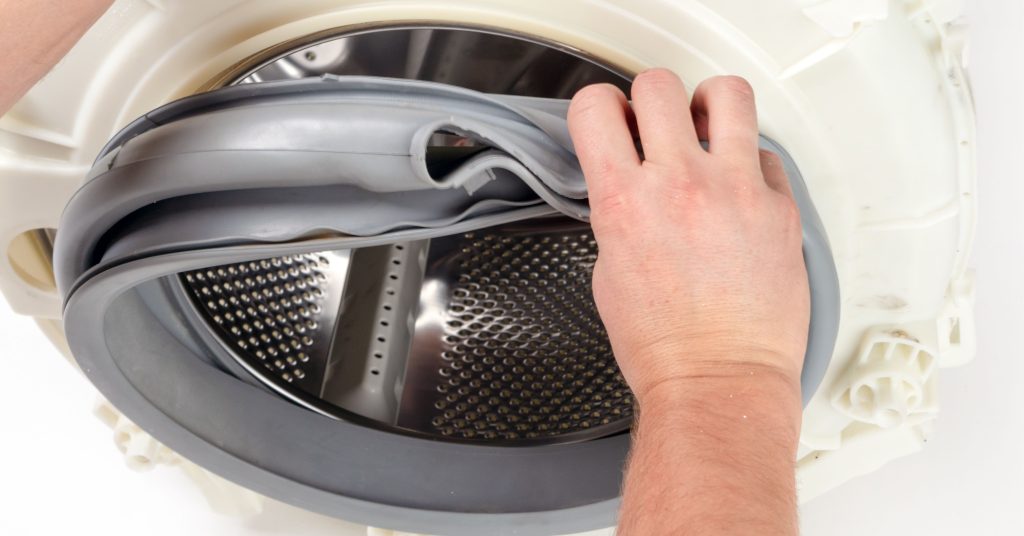 Noisy deals washing machine