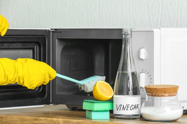 How to Clean a Microwave with Baking Soda How to Clean a Microwave with Baking Soda
